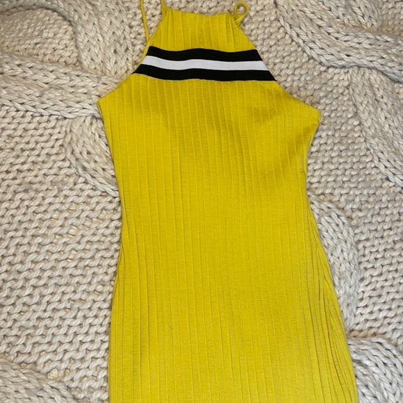 Dress - Picture 1 of 3